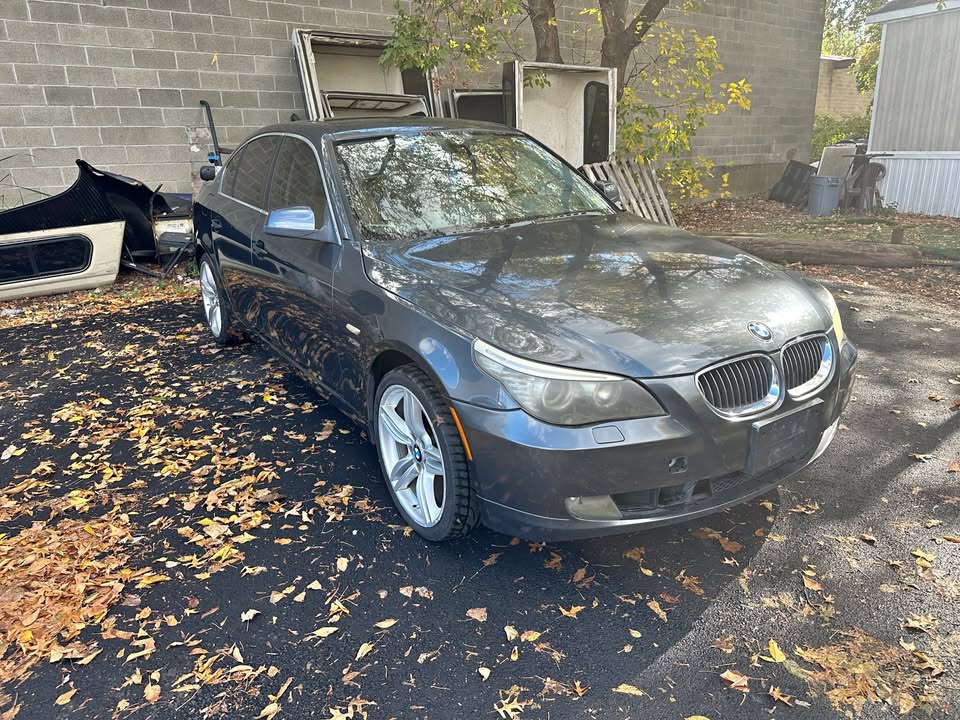 2010 528i xDrive — seller's lead photo